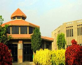 Manikaka Topawala Institute of Nursing - [MTIN]