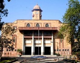 Bhavan's Shri IL Pandya Arts Sci & Jashodabahen Shah Commerce College