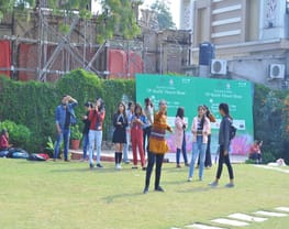 Inter National Institute of Fashion Design - [INIFD]