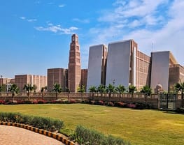 School of Management & Entrepreneurship, IIT