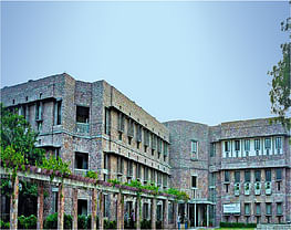 IIHMR University