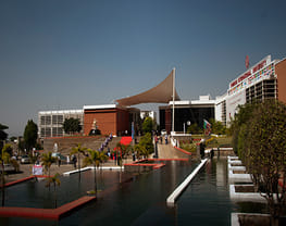 Symbiosis International University - [SIUB]