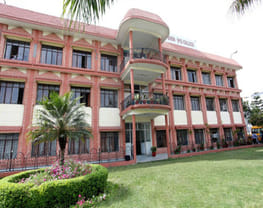 Doon P.G. Paramedical College & Hospital