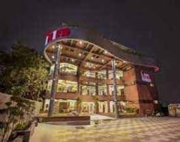 FasDes College