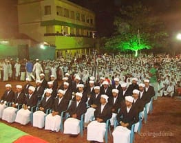 Majma'a  Arts College