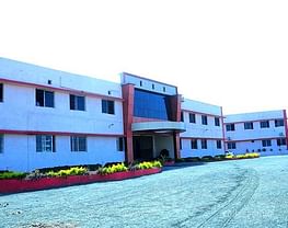 P Wadhwani College of  Pharmacy