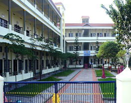 Holy Trinity College of Education