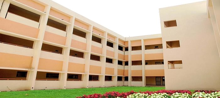 CU Shah Science College Ahmedabad: Courses, Admission 2023, Cut off ...