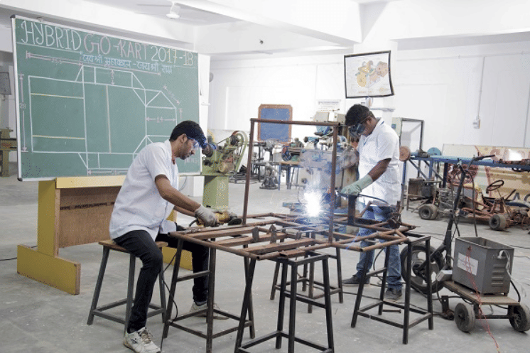 SAGE University Indore Labs