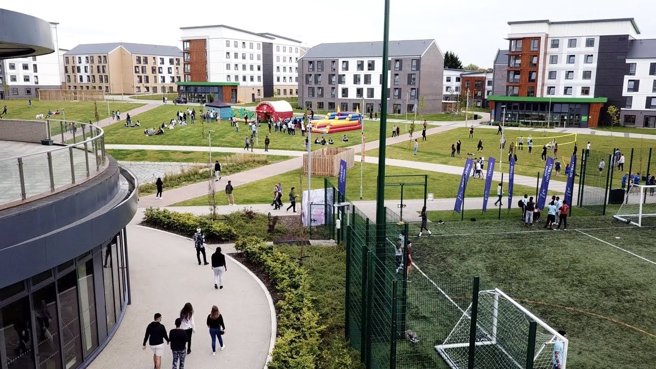 University of Hertfordshire Rankings, Fees, Courses, and Admissions