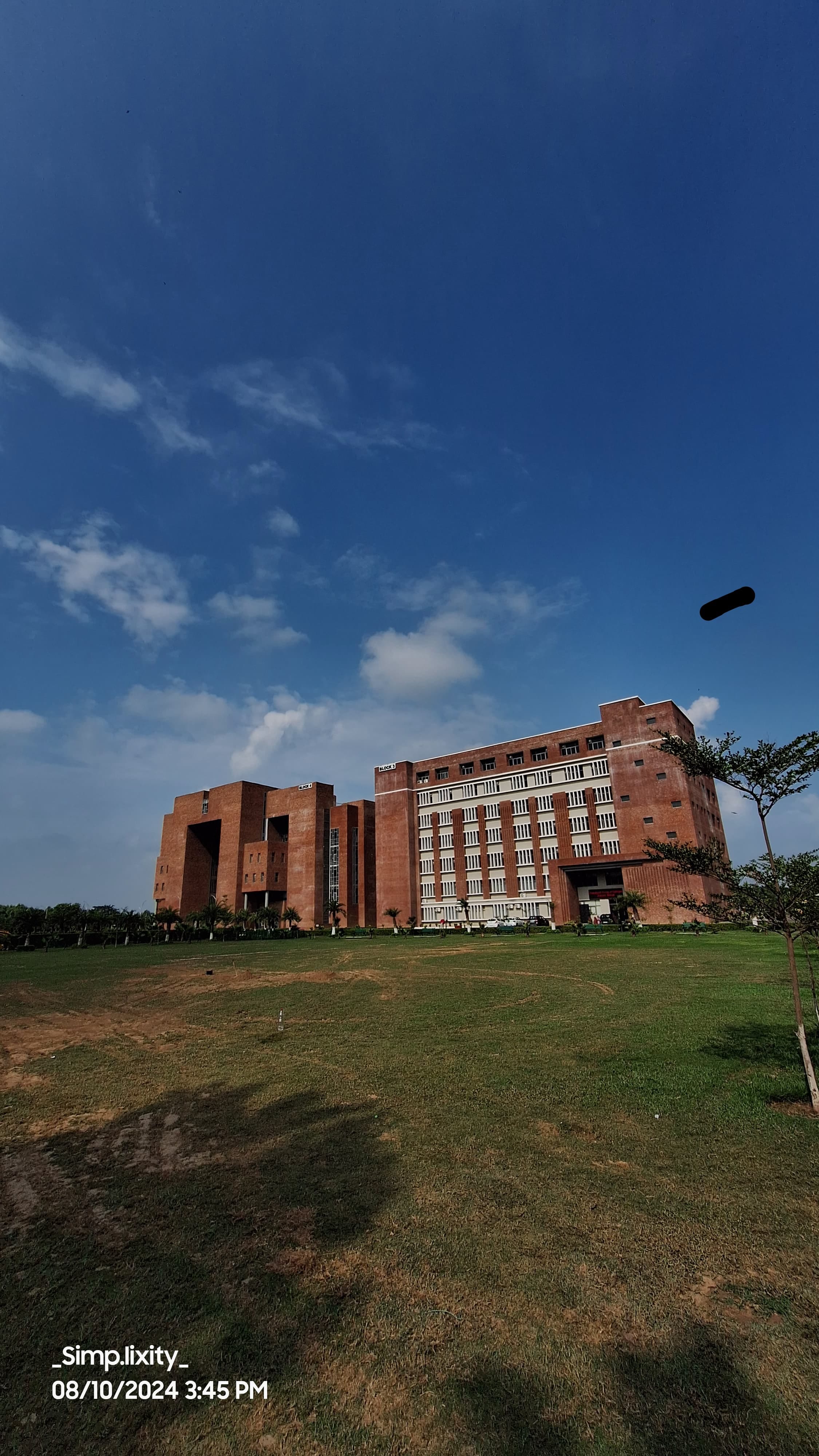  Campus photo (6) by Robins Gupta